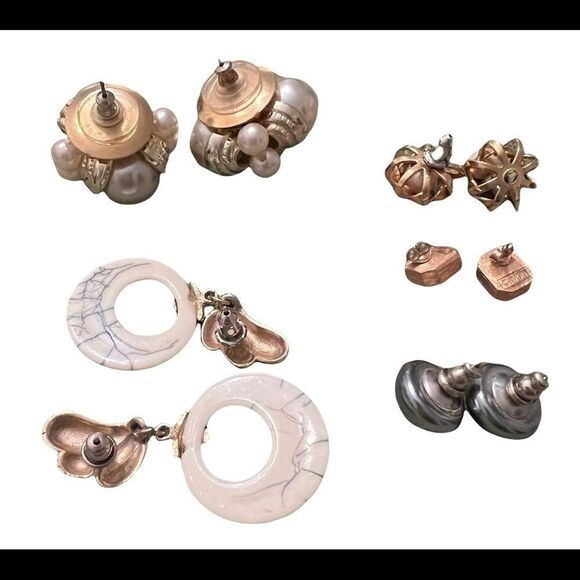 4 pair of stylish earrings - Picture 3 of 11